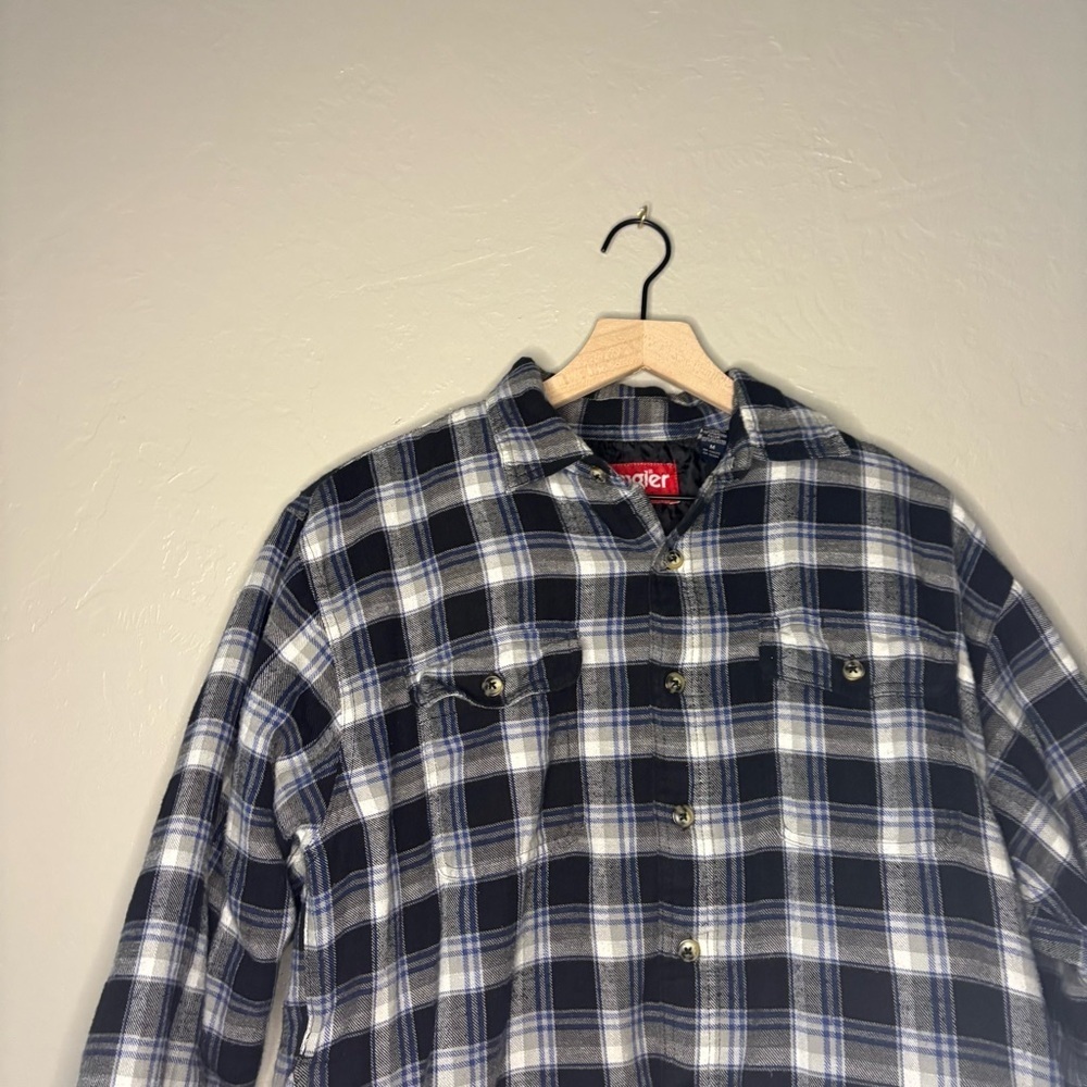 Wrangler Quilted Flannel Shirt Jacket Blue Black Plaid Lined Shacket Medium - Picture 7 of 11